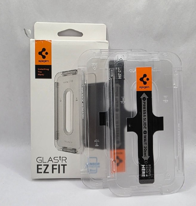 Spigen iPhone 17e/16e 14/13/13 Pro Screen Protector 9H Hardness - Clear AGL03386