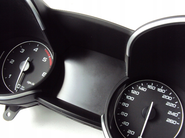 ALFA ROMEO STELVIO DIESEL-UHR ZДHLER 2016- / SK 98542