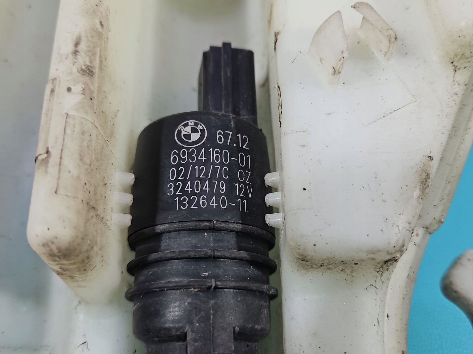 Scheibenwaschflьssigkeitsbehдlter BMW F10 F11 / IM 64586