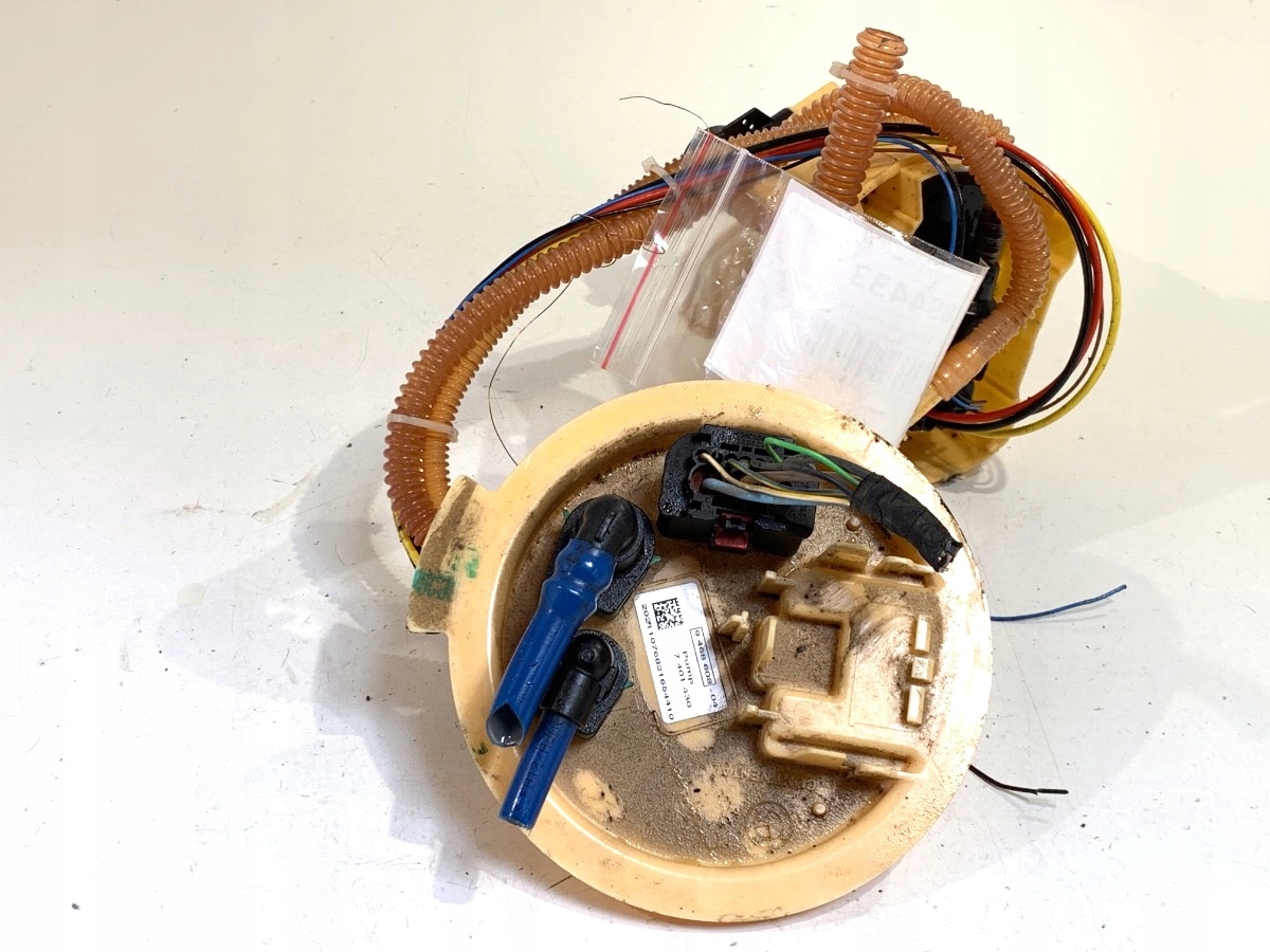 BMW G30 Kraftstoffpumpe 7401430 2.0 190 PS BAKU Stromversorgung, elektrisch / LO