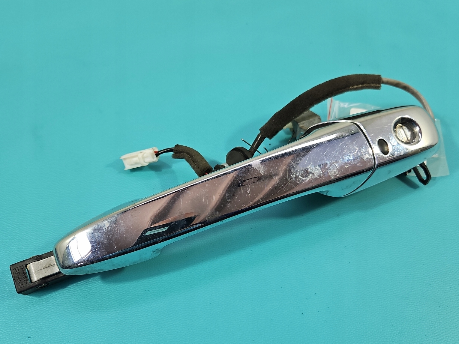 Vorderer linker дuЯerer Tьrgriff Mazda CX-7 / IM 36679