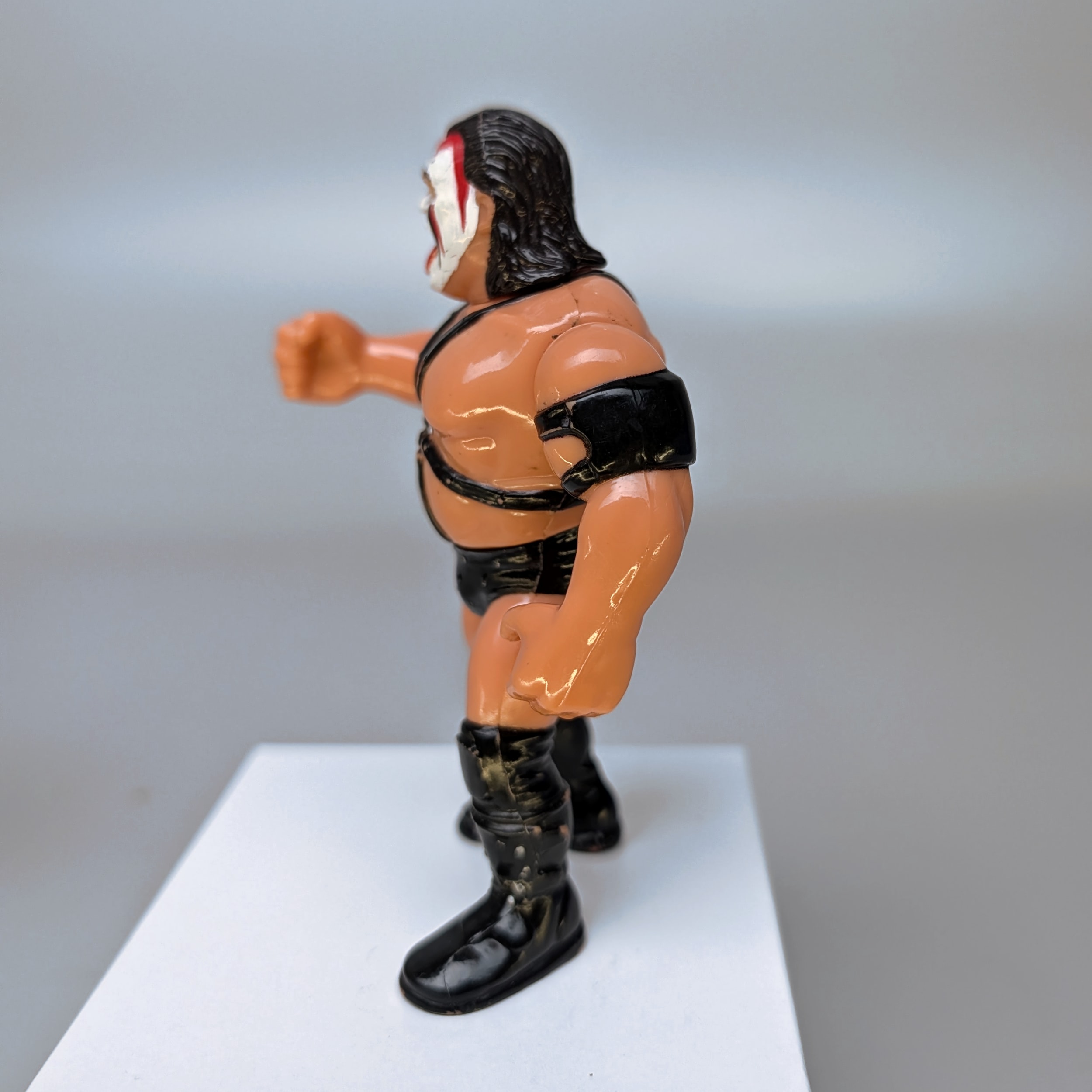Hasbro Demolition Crush & Smash w/ 2 Helmets Action Figures WWF WWE Wrestling - Picture 5 of 16