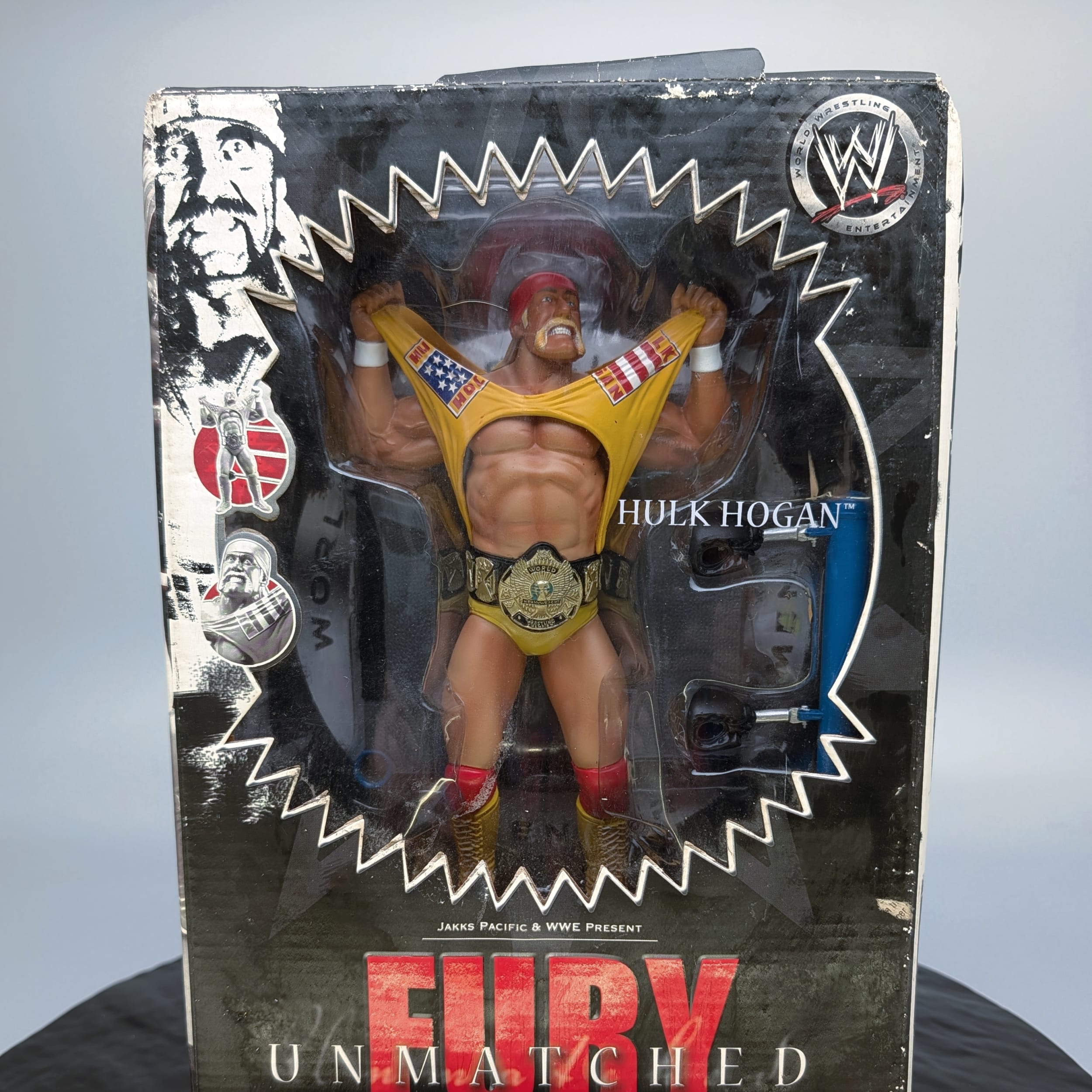 WWE HULK HOGAN UNMATCHED FURY PLATINUM EDITION SERIES 1 FIGURE FAST SHIPPING - Picture 1 of 14