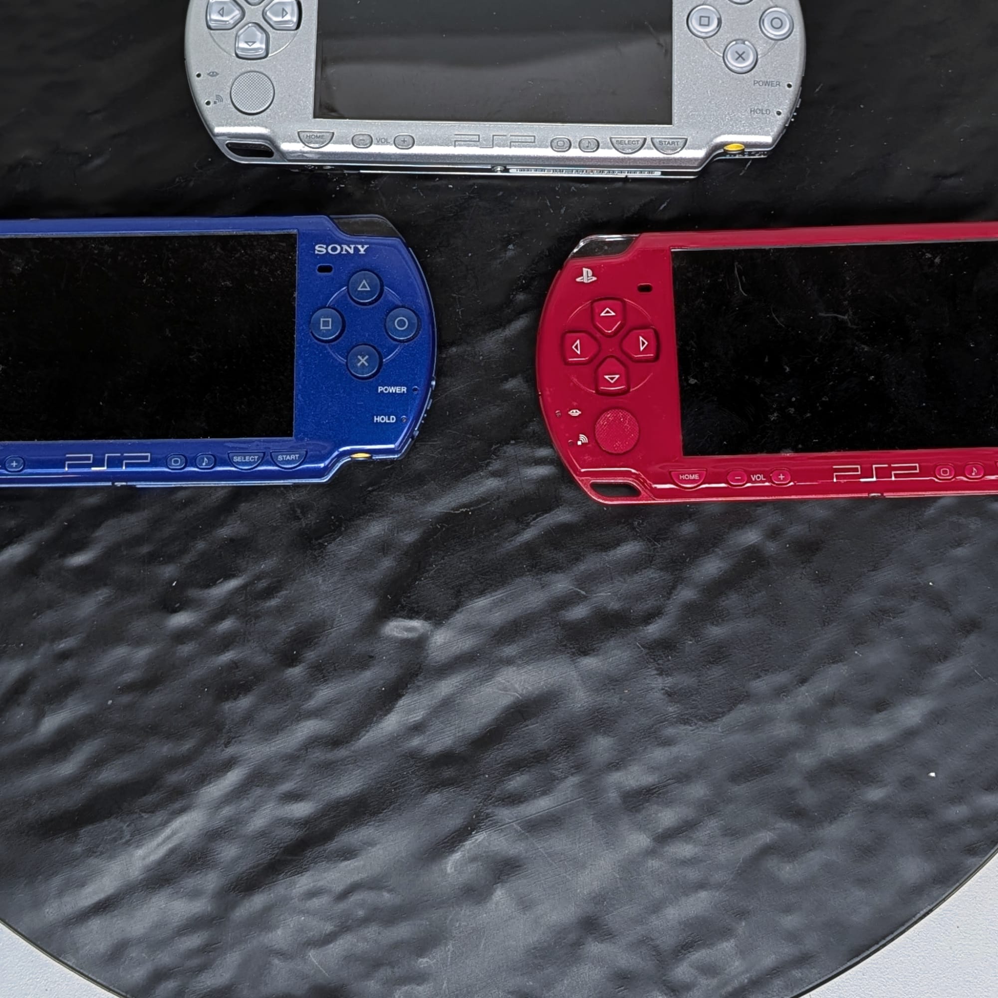 Sony PSP-2001 Handheld Lot Qty 3 God of War Red+Blue+Silver Parts/Repair π§