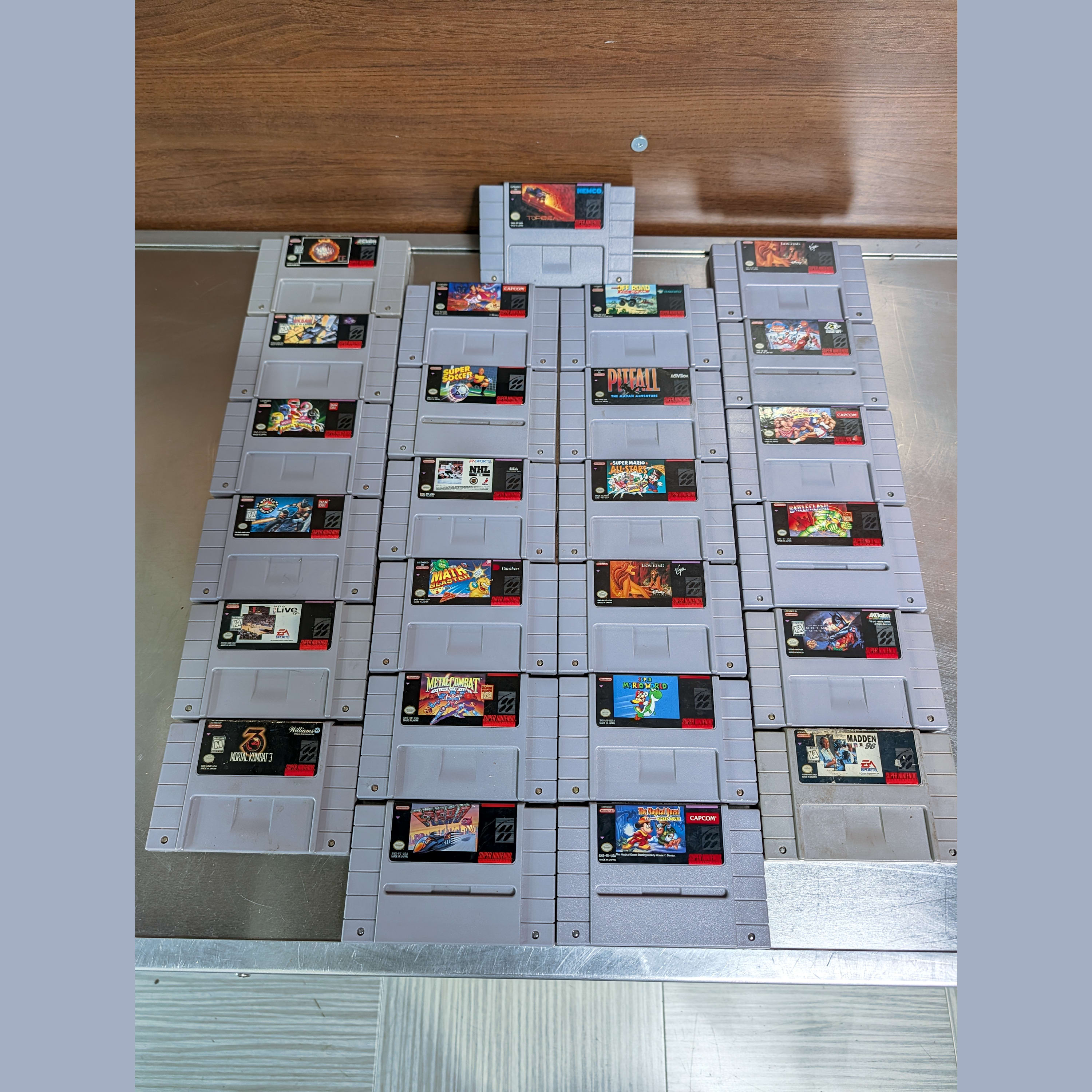 SNES Super Nintendo 29 Game Lot+Mario World+All-Stars+MK3+SF2 Turbo+Doom