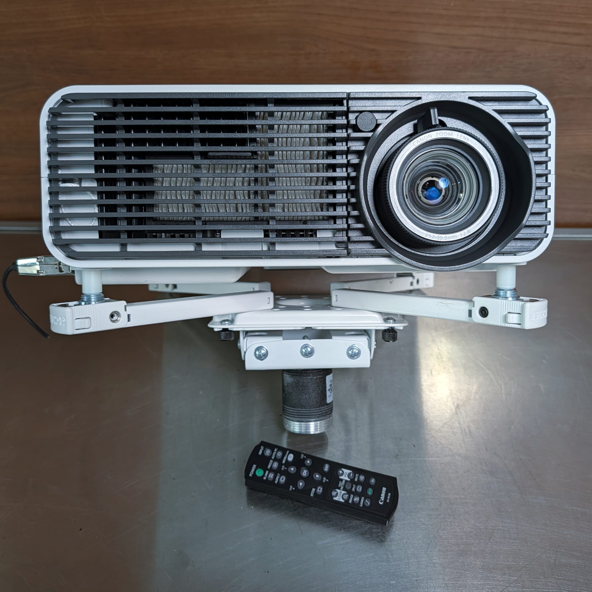 Canon WUX500 Projector Low Hours +Remote +Chief Mount +HDMI +HDBaseT π₯