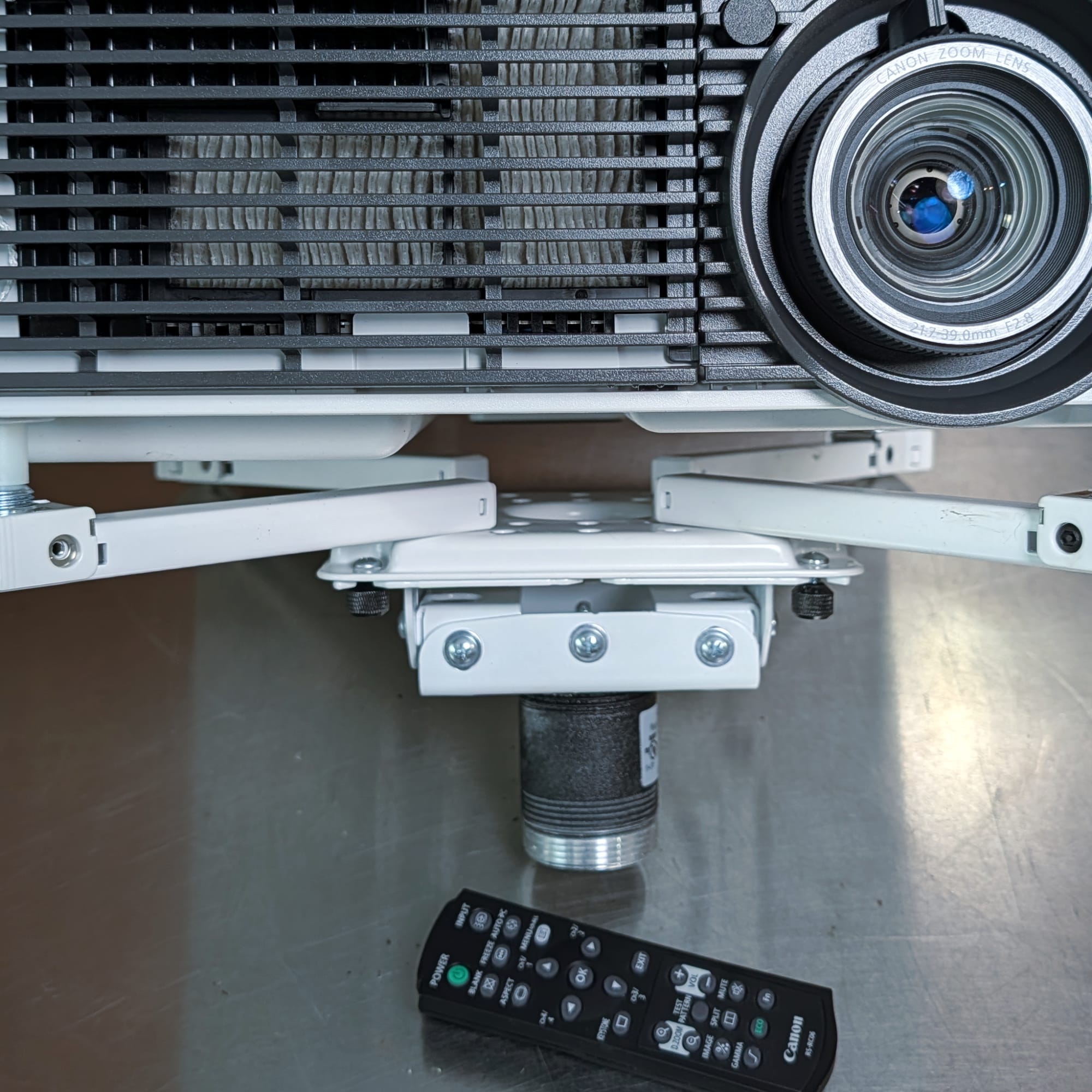 Canon WUX500 Projector Low Hours +Remote +Chief Mount +HDMI +HDBaseT π₯