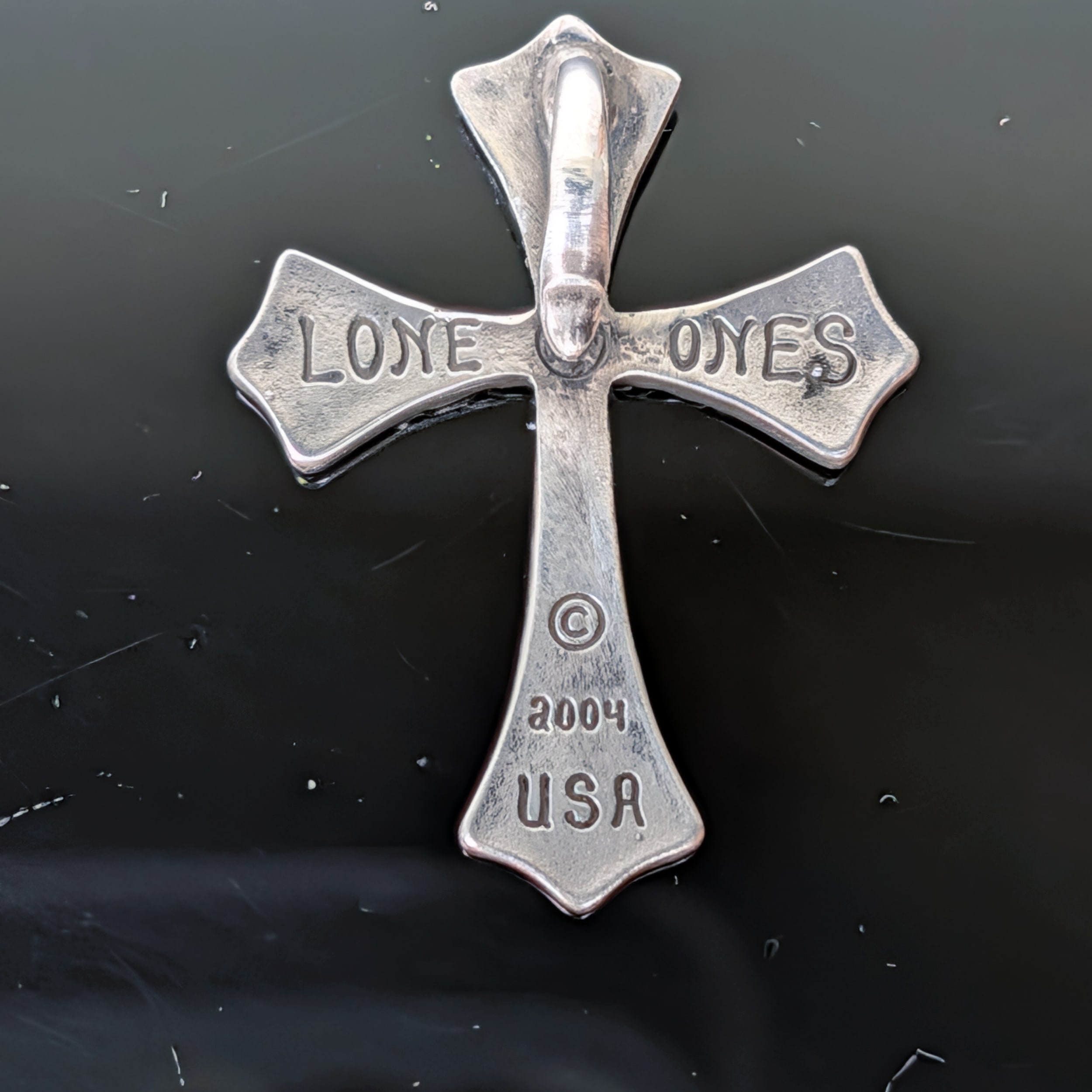 LONE ONES Leonard Kamhout Mating Flight Spread Eagle Silver 925 Cross 7.3 Grams