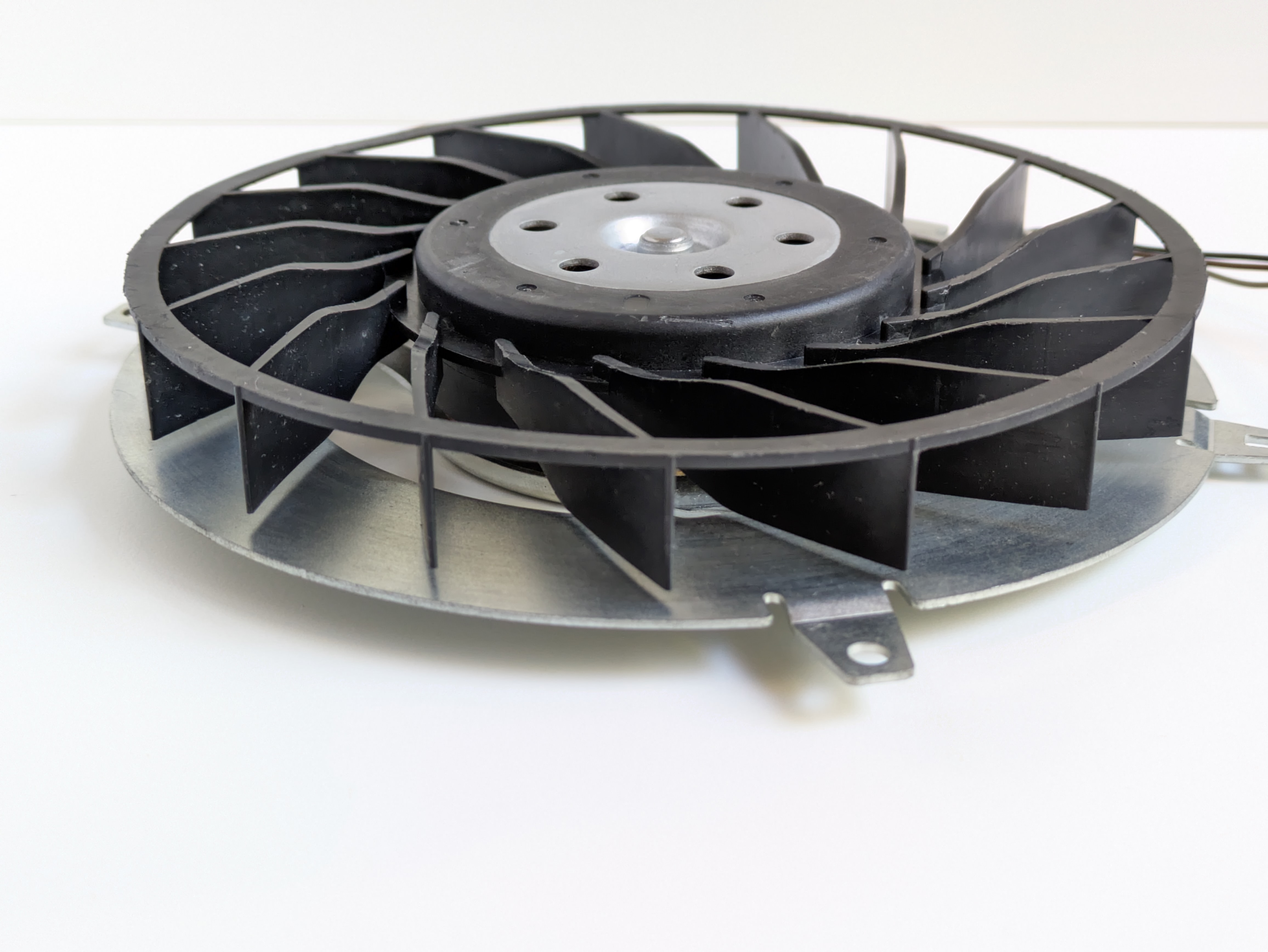 Replacement Cooling Fan for PS3 Console | 12V 2.65A | 15 Blades
