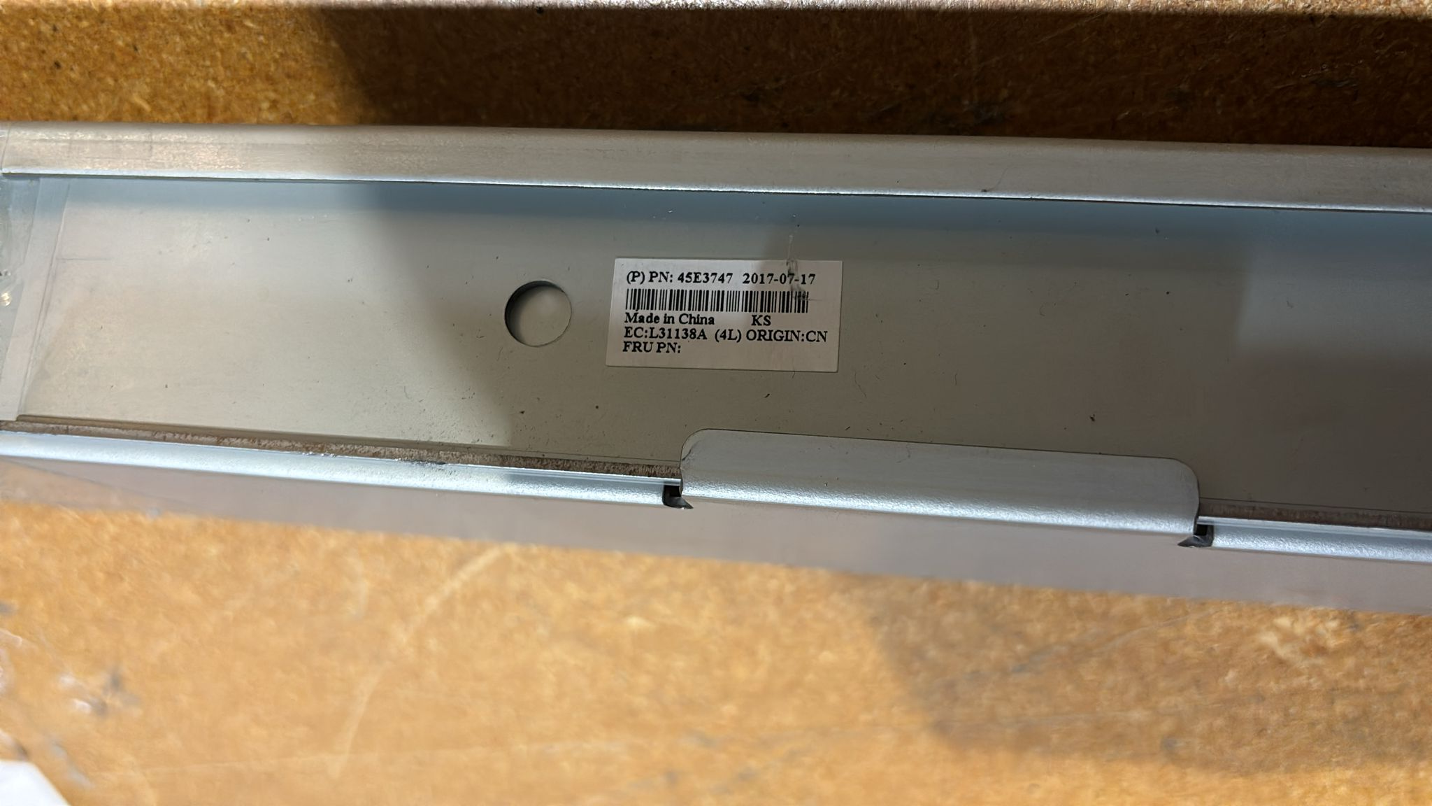 IBM RAIL KIT FOR IBM TS2900 TAPE AUTOLOADER 45E3747 - Picture 1 of 1
