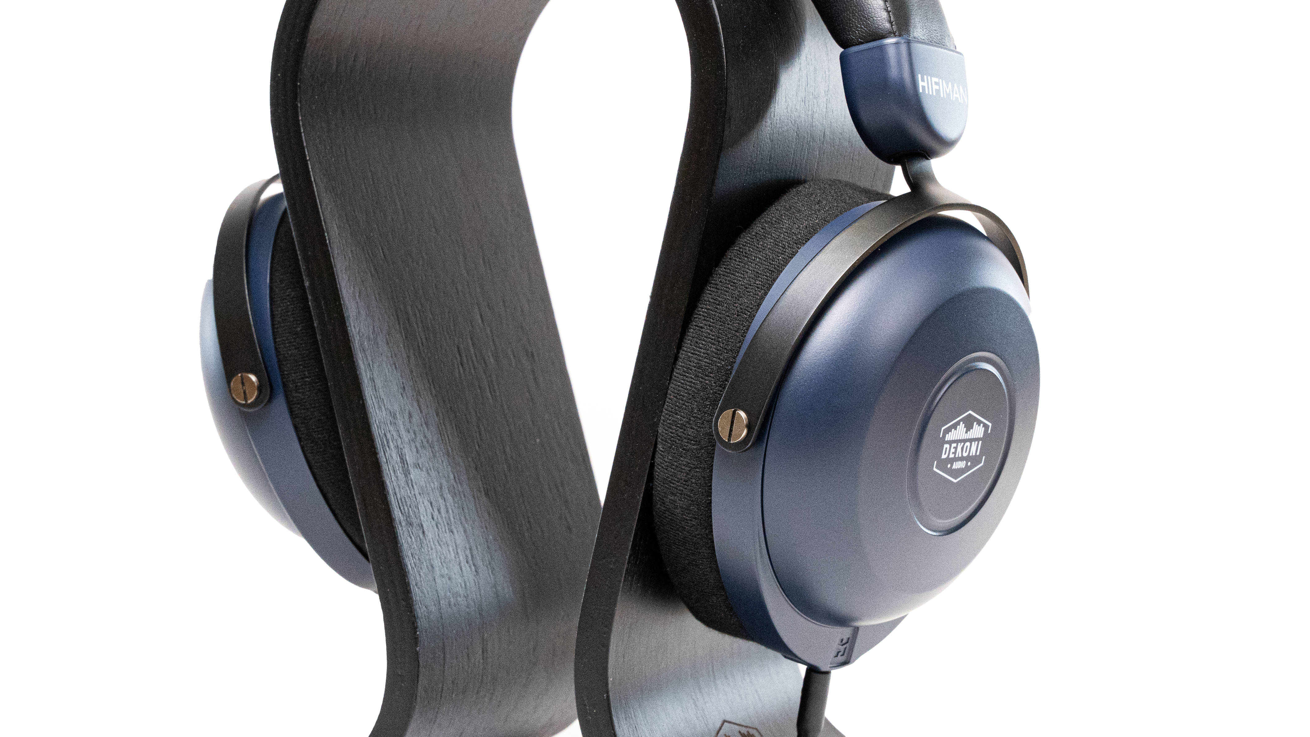 DEKONI Audio x HiFiMan Cobalt Closed-Back Dynamic Headphone + 2 pair of earpads - Zdjęcie 18 z 24