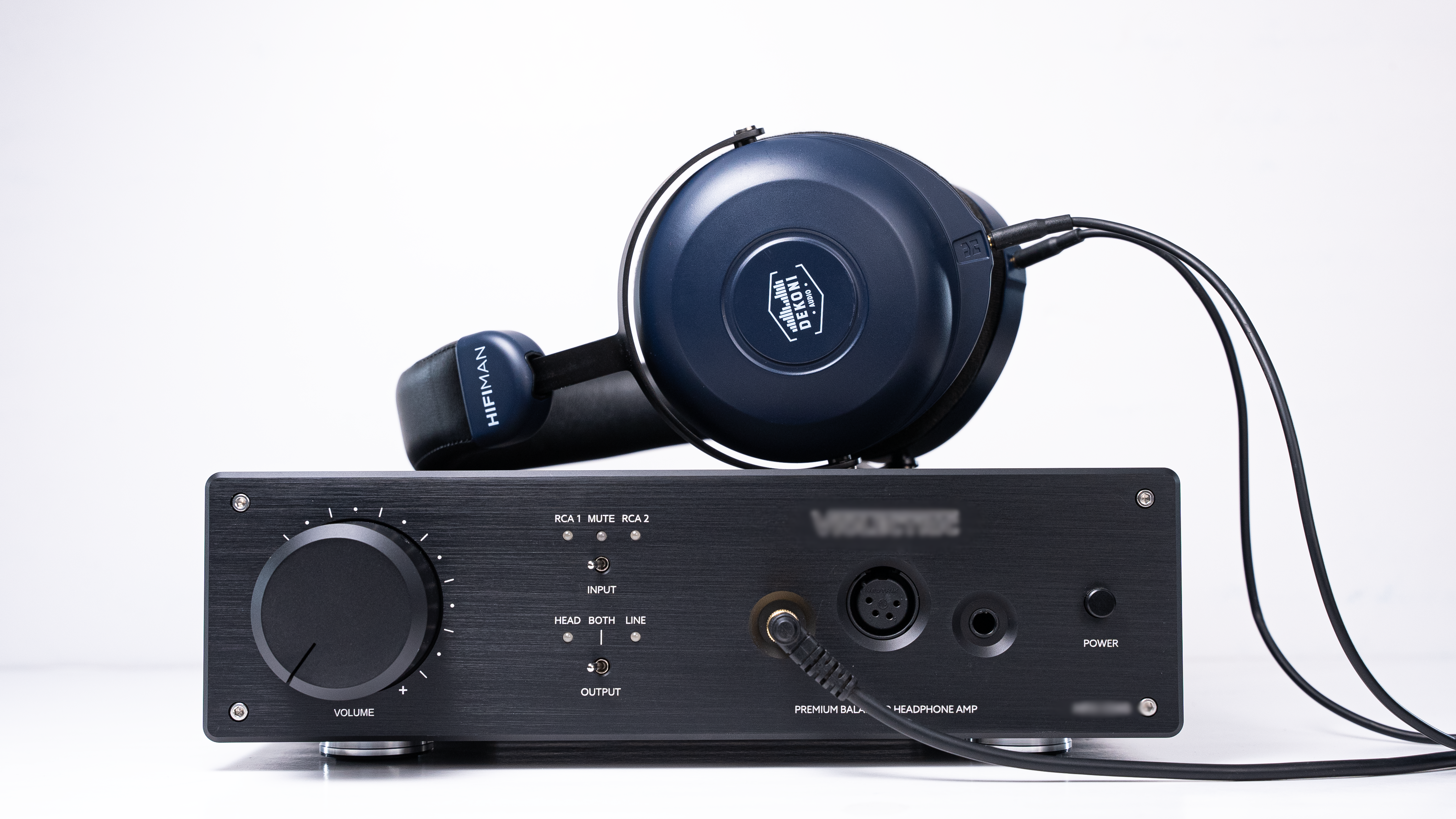 DEKONI Audio x HiFiMan Cobalt Closed-Back Dynamic Headphone + 2 pair of earpads - Zdjęcie 13 z 24