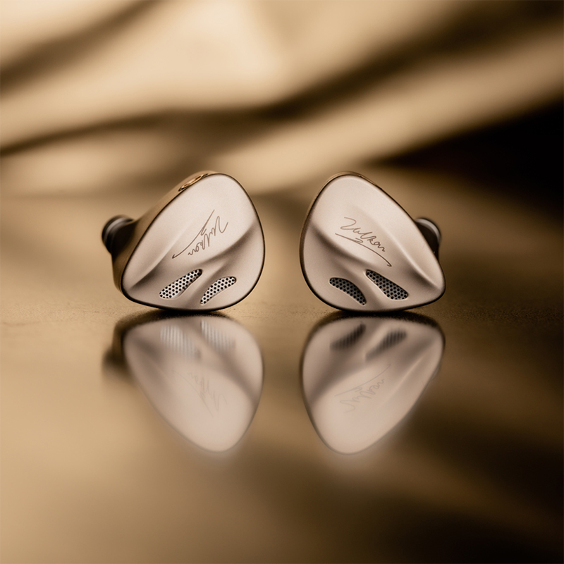 DUNU Vulkan 2 - HiFi IEM with 8-Driver Hybrid Architecture (2DD+6BA) - Picture 24 of 24