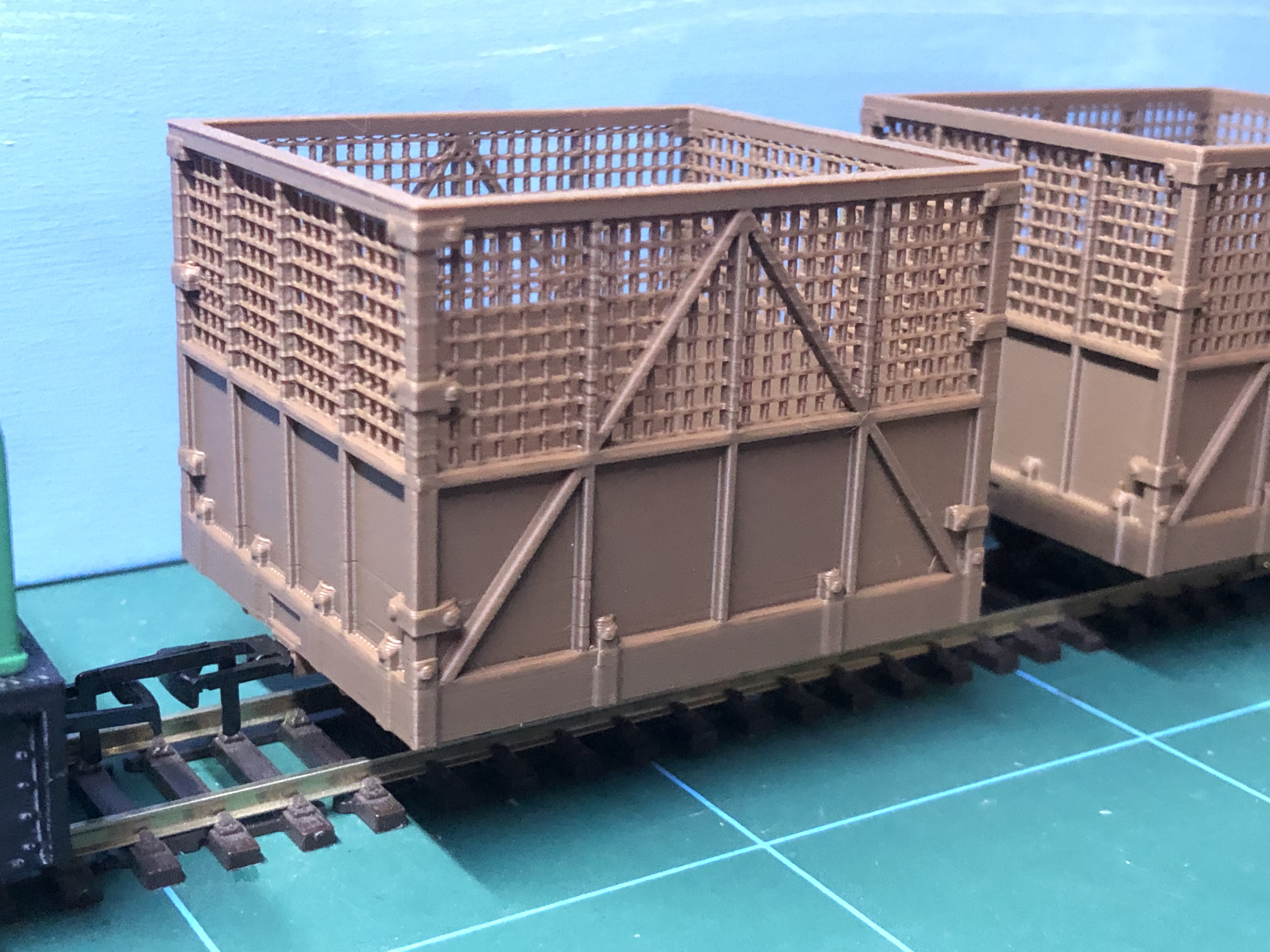O-16,5/NG7 4 Tonnen Zuckerrohr Behälter Wagen Kit vorgefärbt, POM Räder enthalten - - Bild 12 von 33